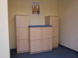 Wickelablage in Ahorn